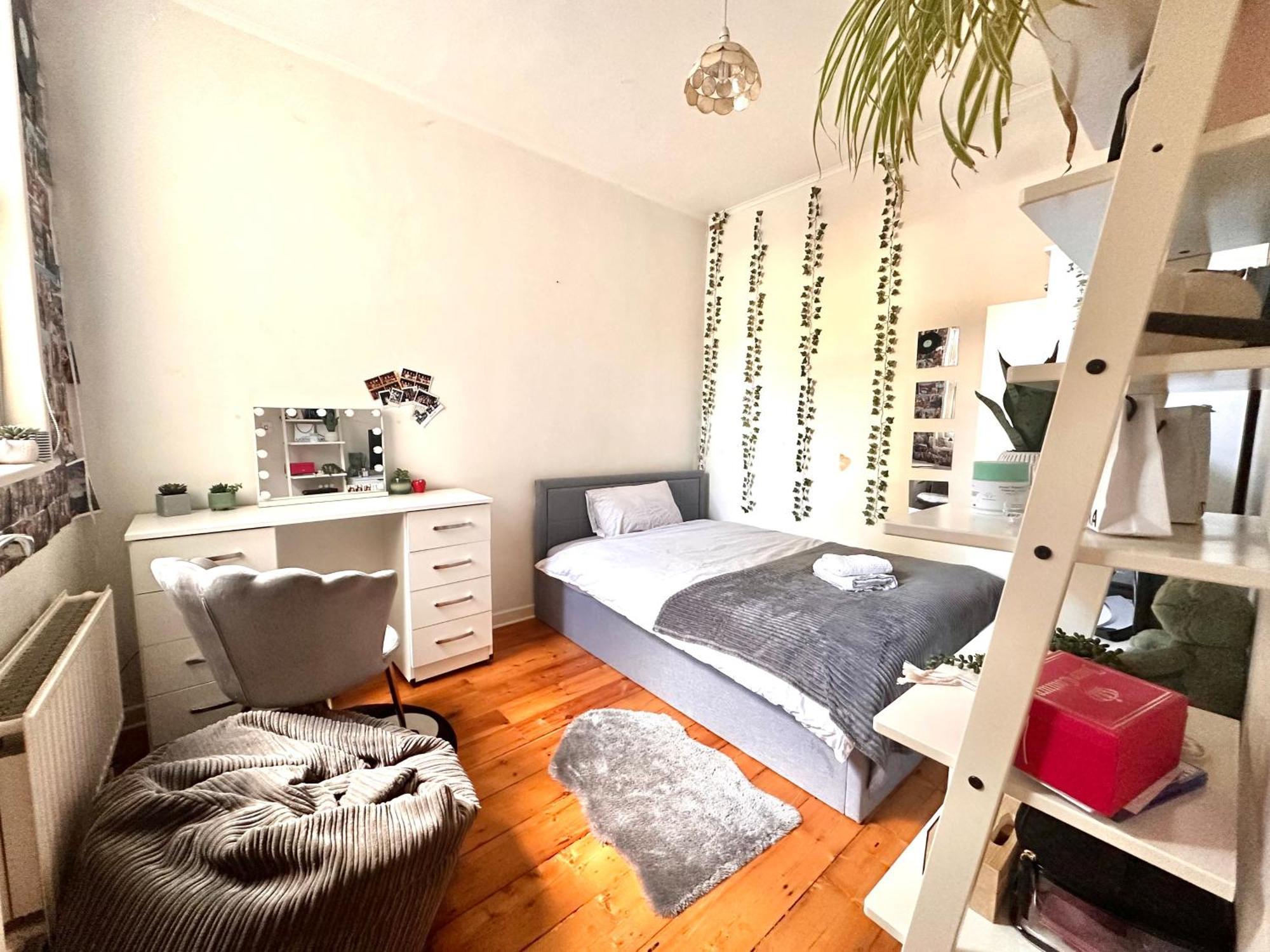 A Lovely Guest Room In West London Londres Exterior foto
