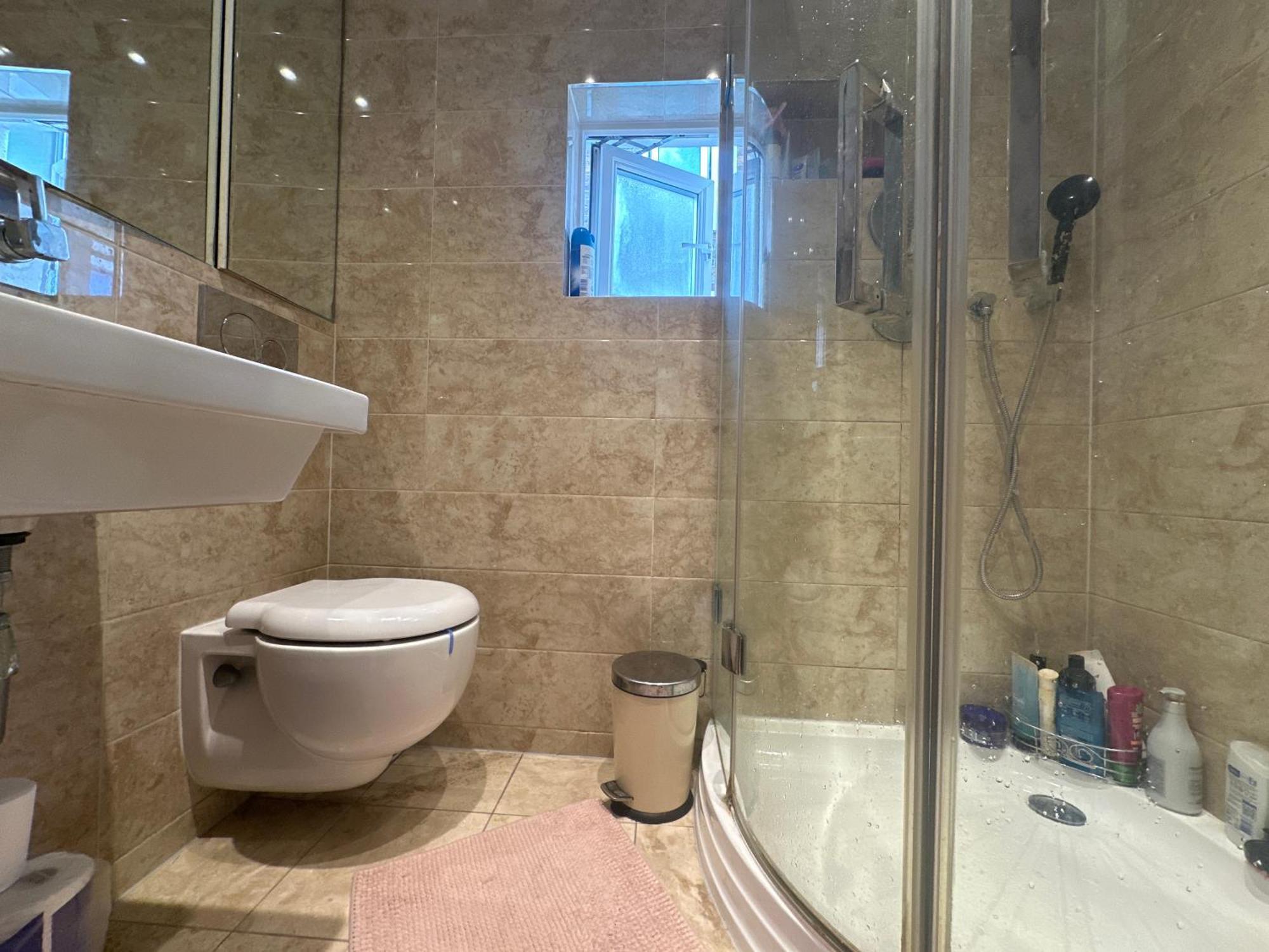 A Lovely Guest Room In West London Londres Exterior foto